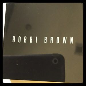 BOBBI BROWN HIGHLIGHTING POWDER IN TAWNEY GLOW NEW